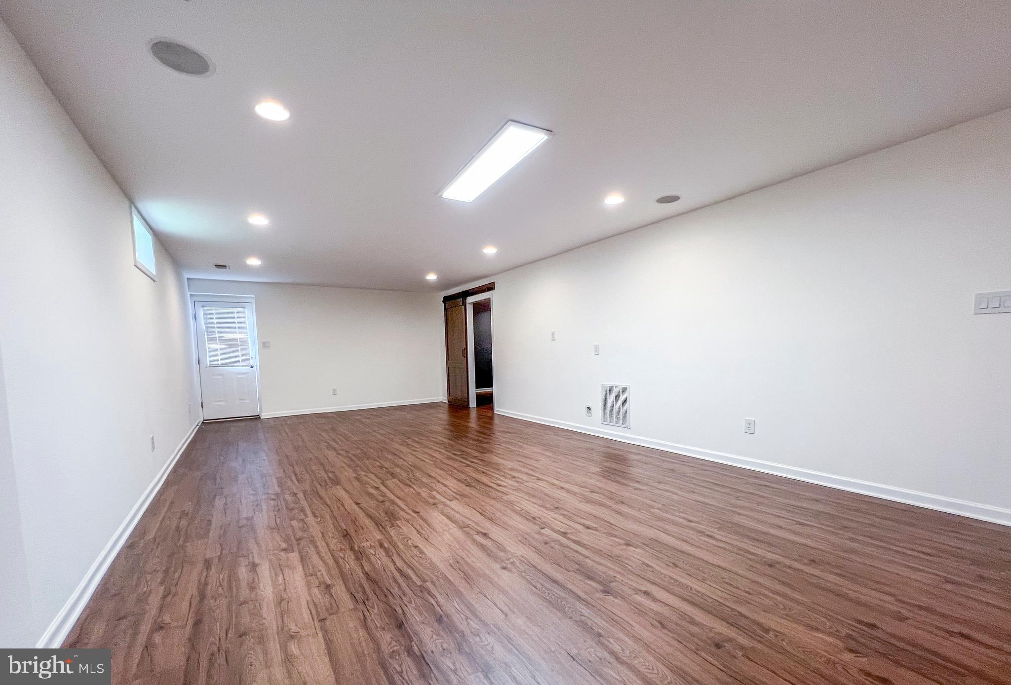 3909 BEEKER MILL PL