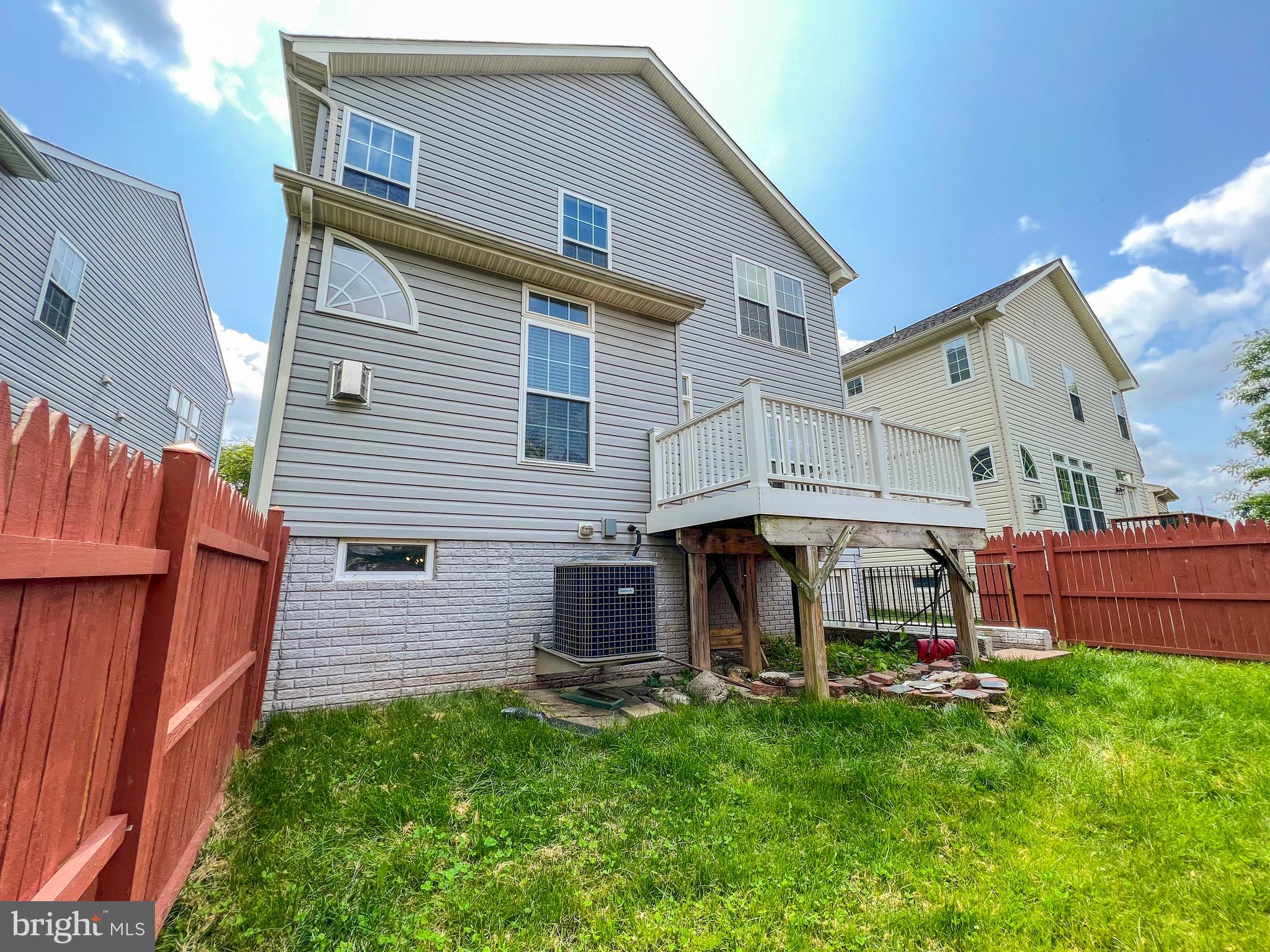 3909 BEEKER MILL PL