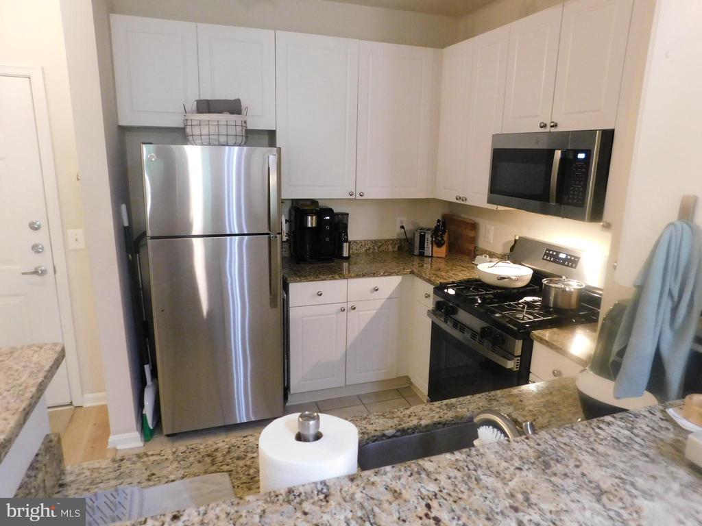 2791 Centerboro Dr #273