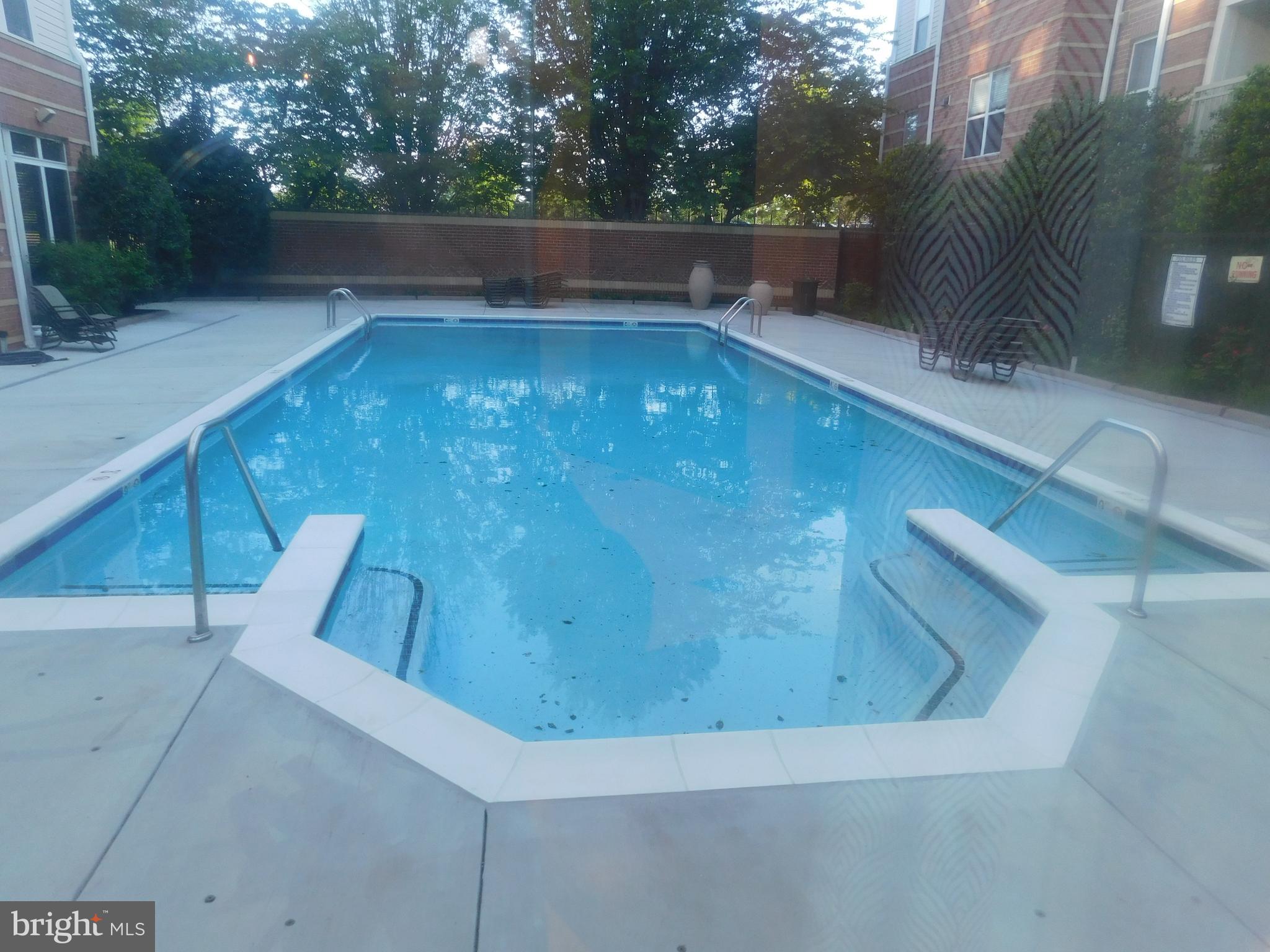 2791 Centerboro Dr #273