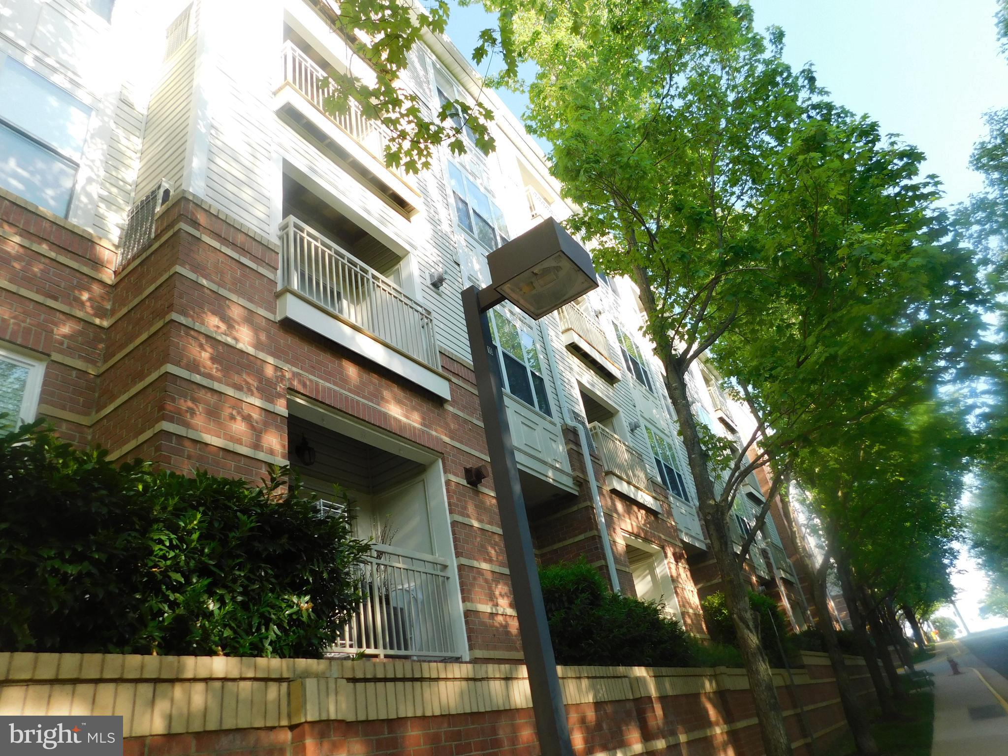 2791 Centerboro Dr #273