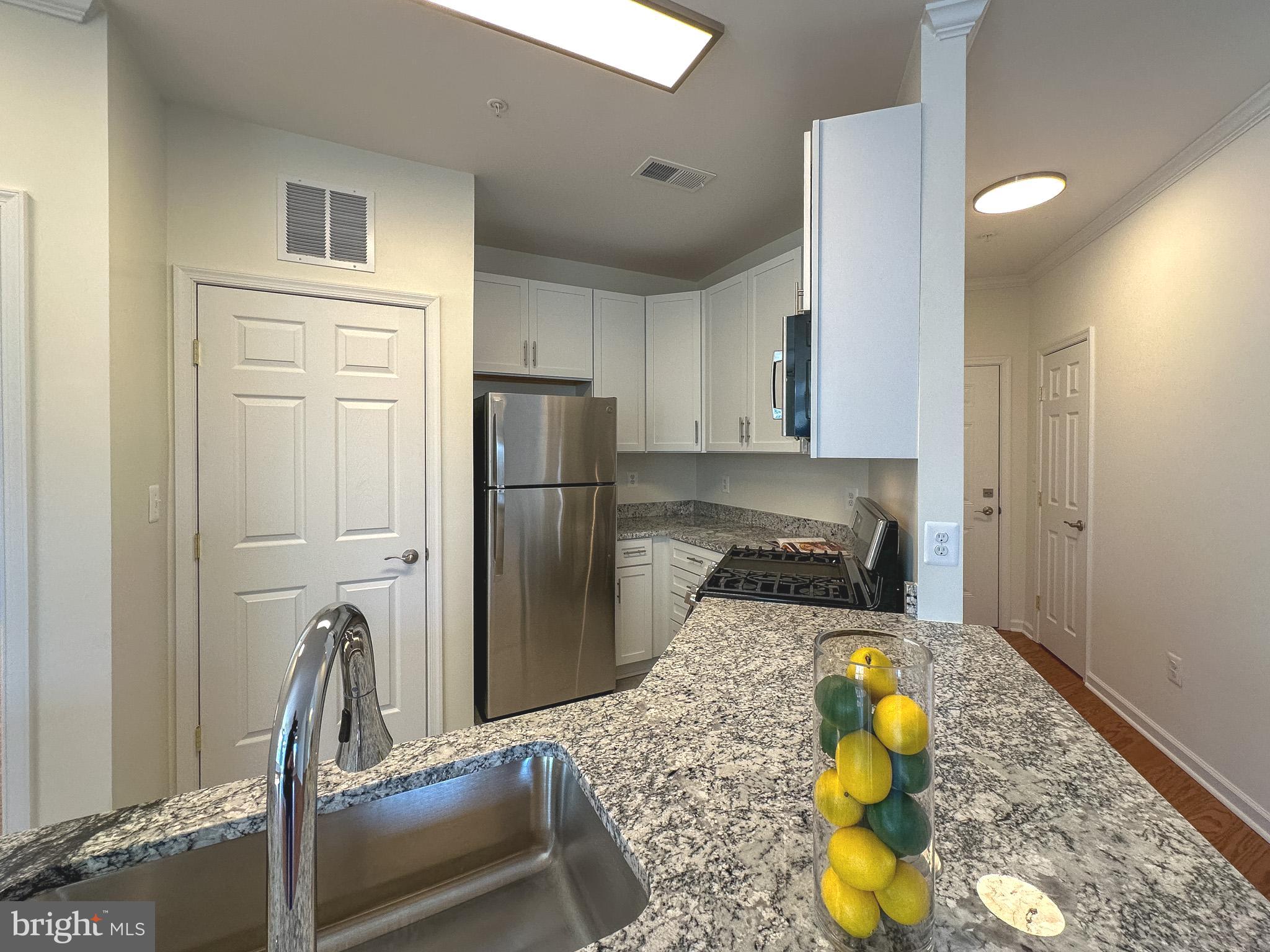 4210-P MOZART BRIGADE LN #P