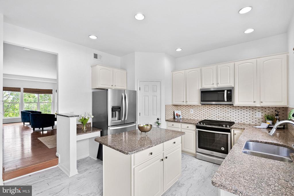 2505 Wheat Meadow Ct