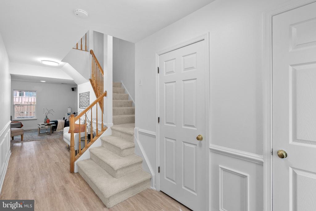2505 Wheat Meadow Ct