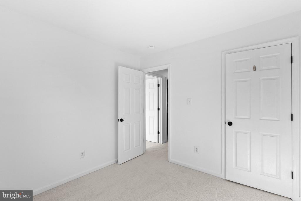 2505 Wheat Meadow Ct