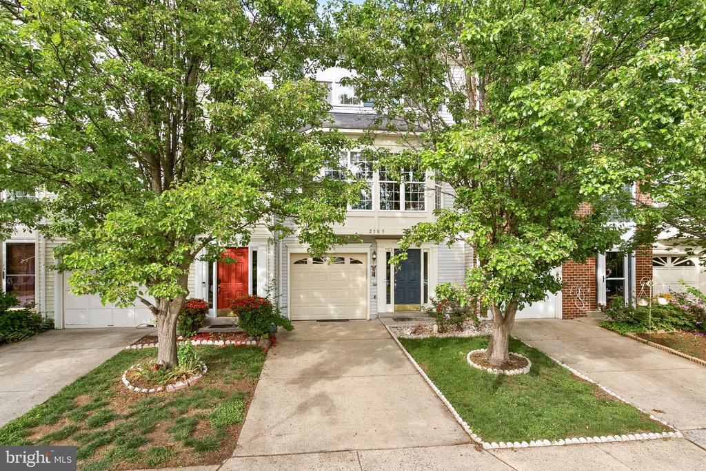 2505 Wheat Meadow Ct