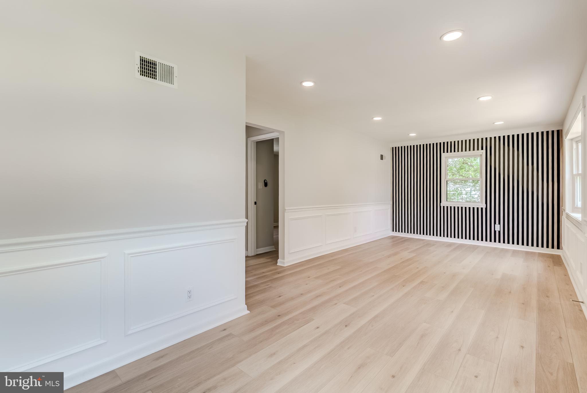 5614 Tremont Dr