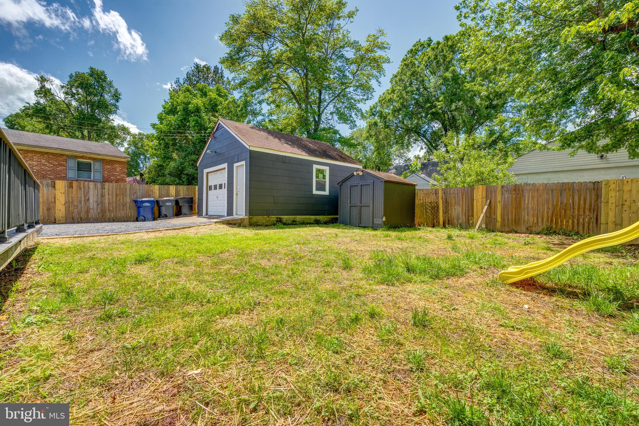 5614 Tremont Dr
