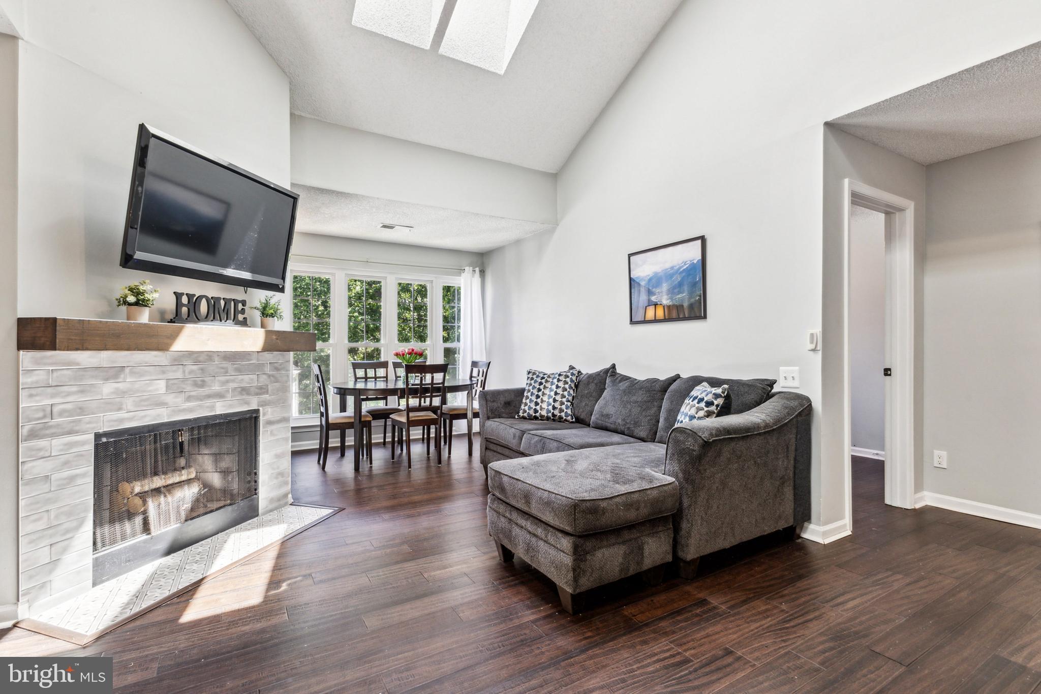 3901 Golf Tee Ct #301