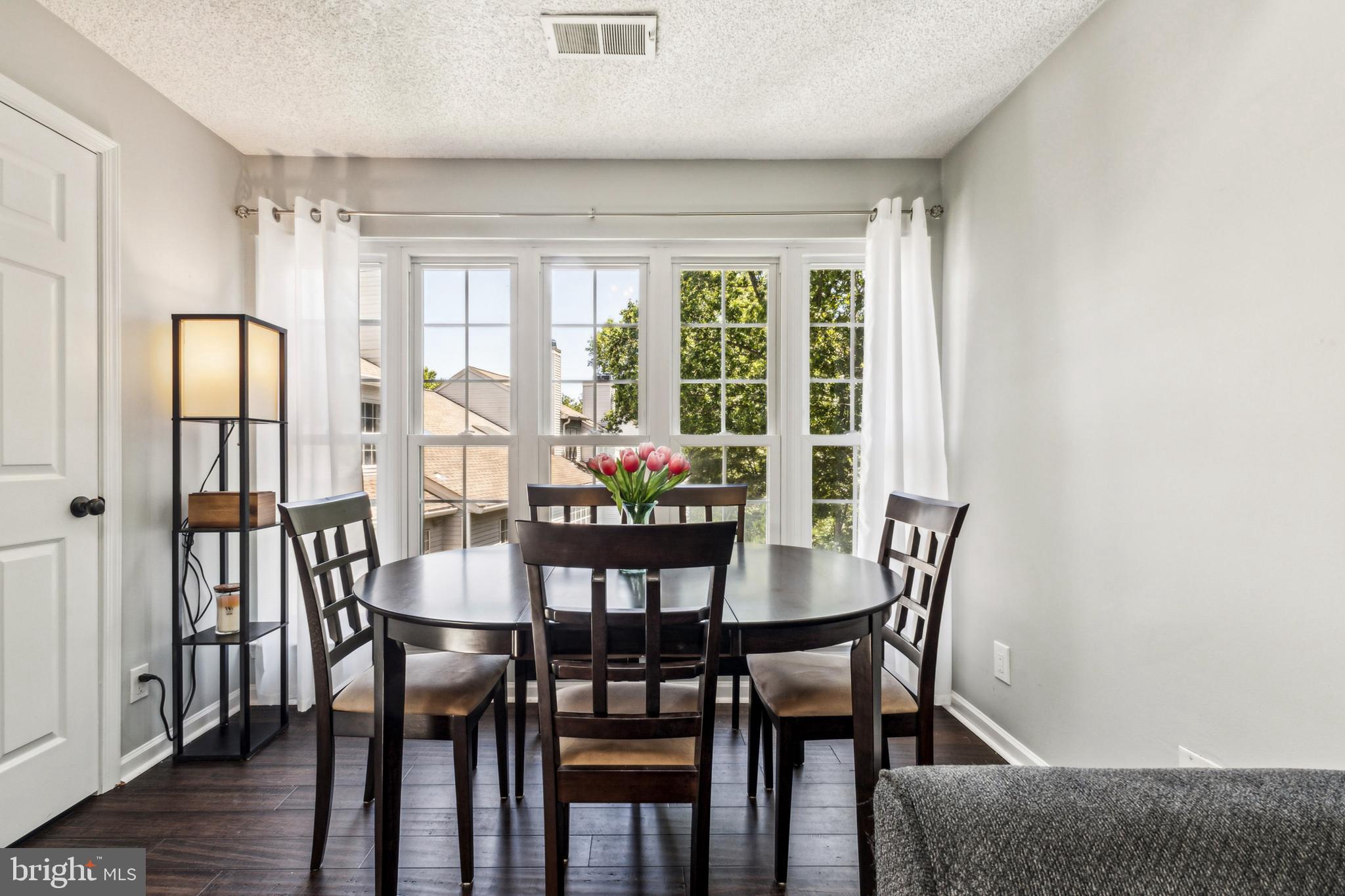 3901 Golf Tee Ct #301