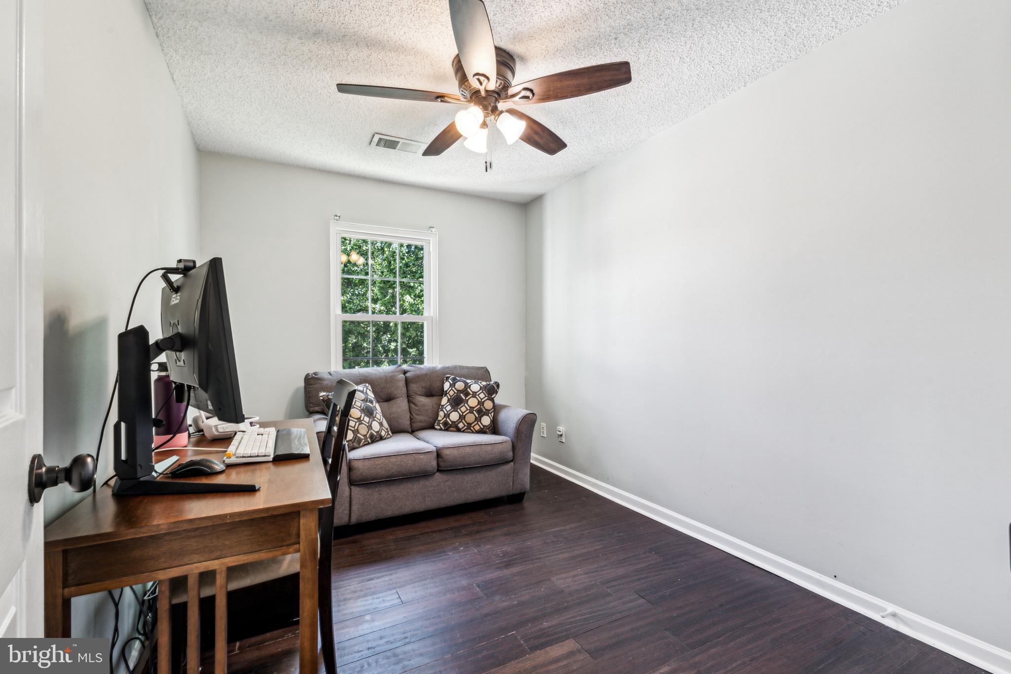 3901 Golf Tee Ct #301