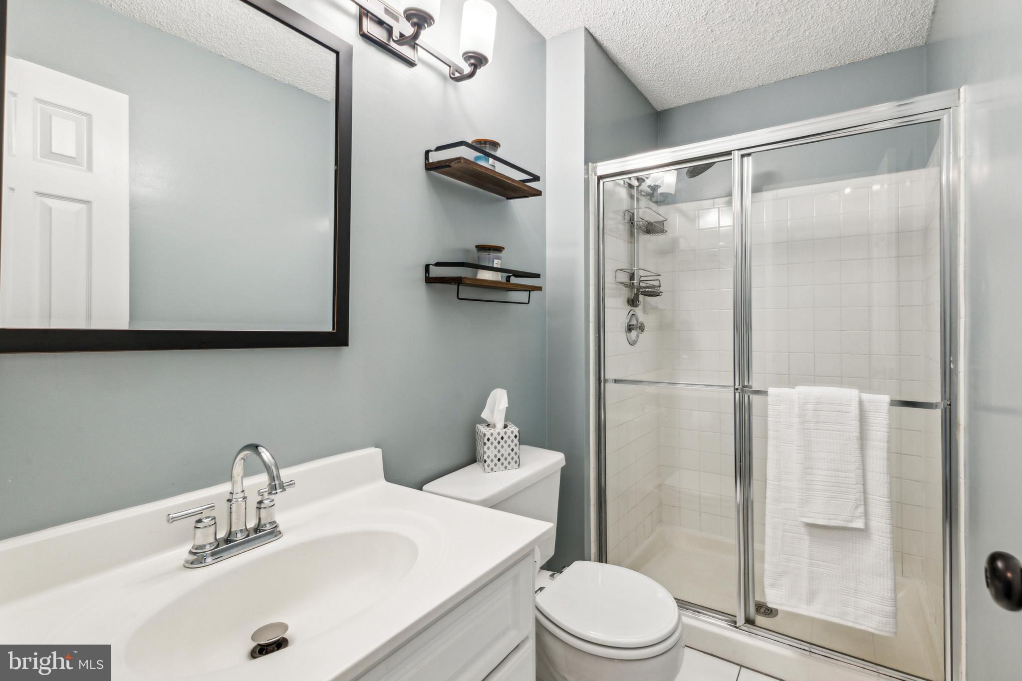 3901 Golf Tee Ct #301