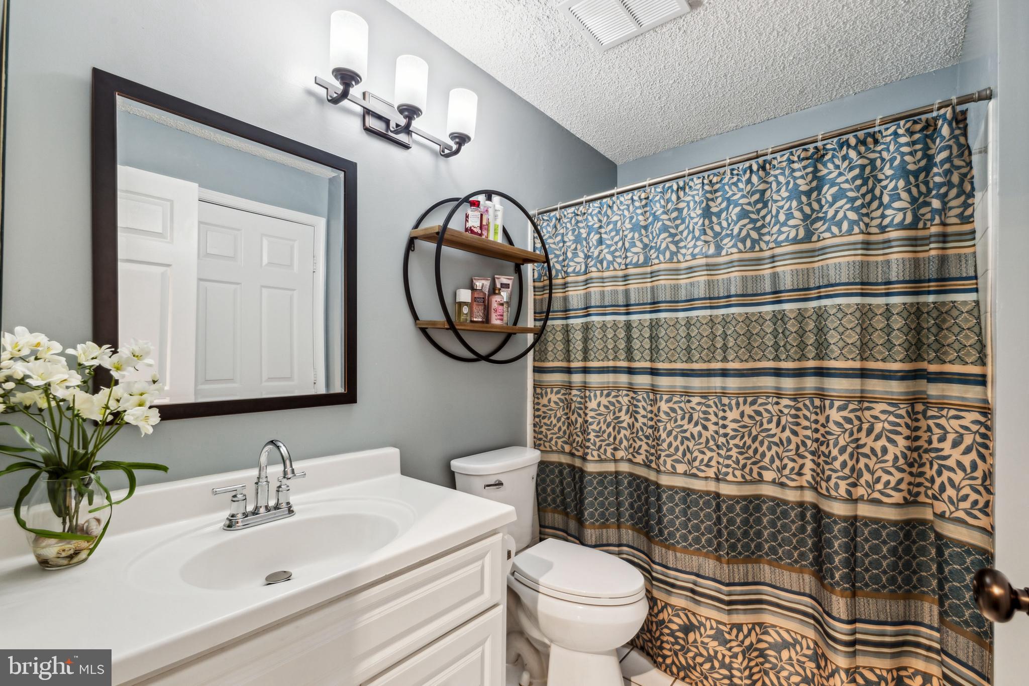 3901 Golf Tee Ct #301