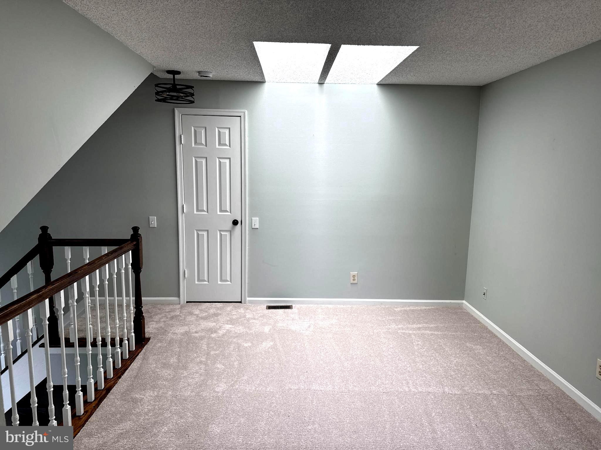 3901 Golf Tee Ct #301