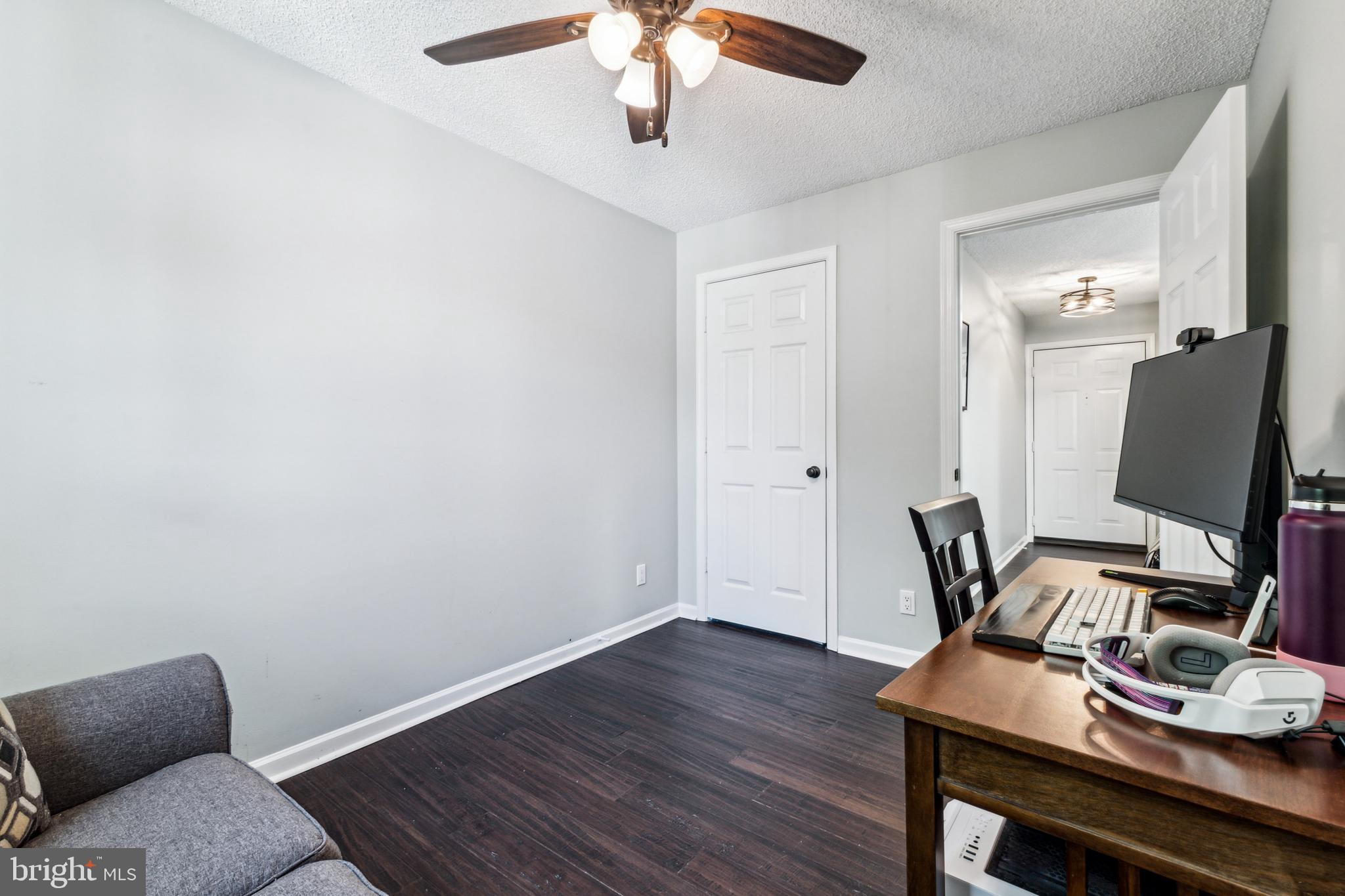 3901 Golf Tee Ct #301