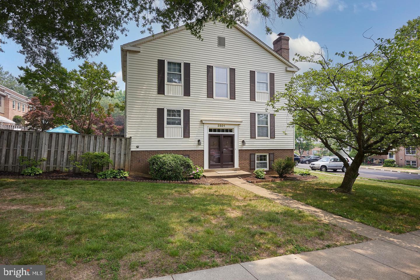 2501 WINDBREAK DR