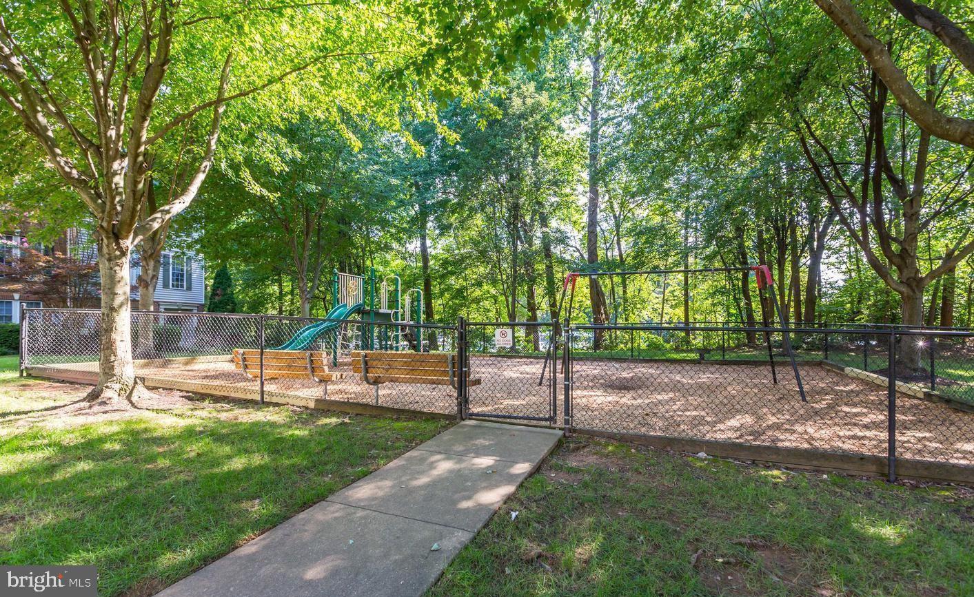 12401 BENJAMIN HILL LN