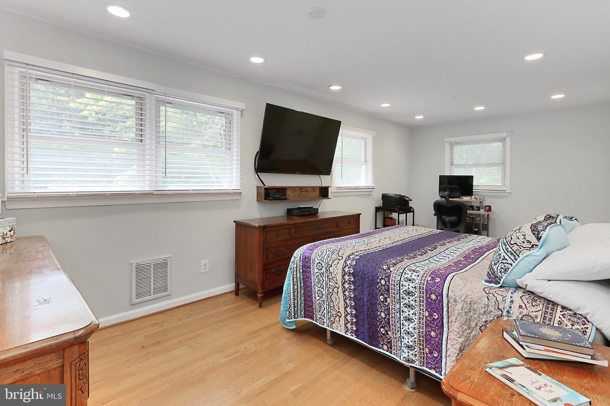 10621 Old Colchester Rd