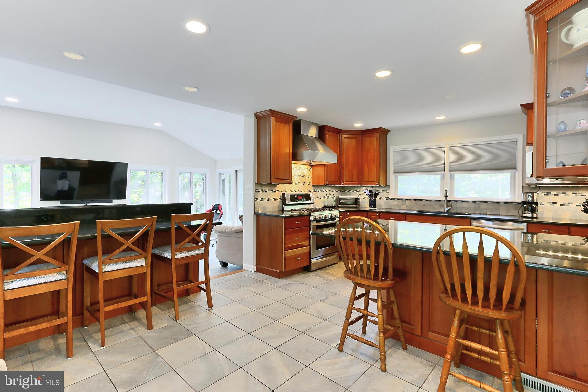 10621 Old Colchester Rd