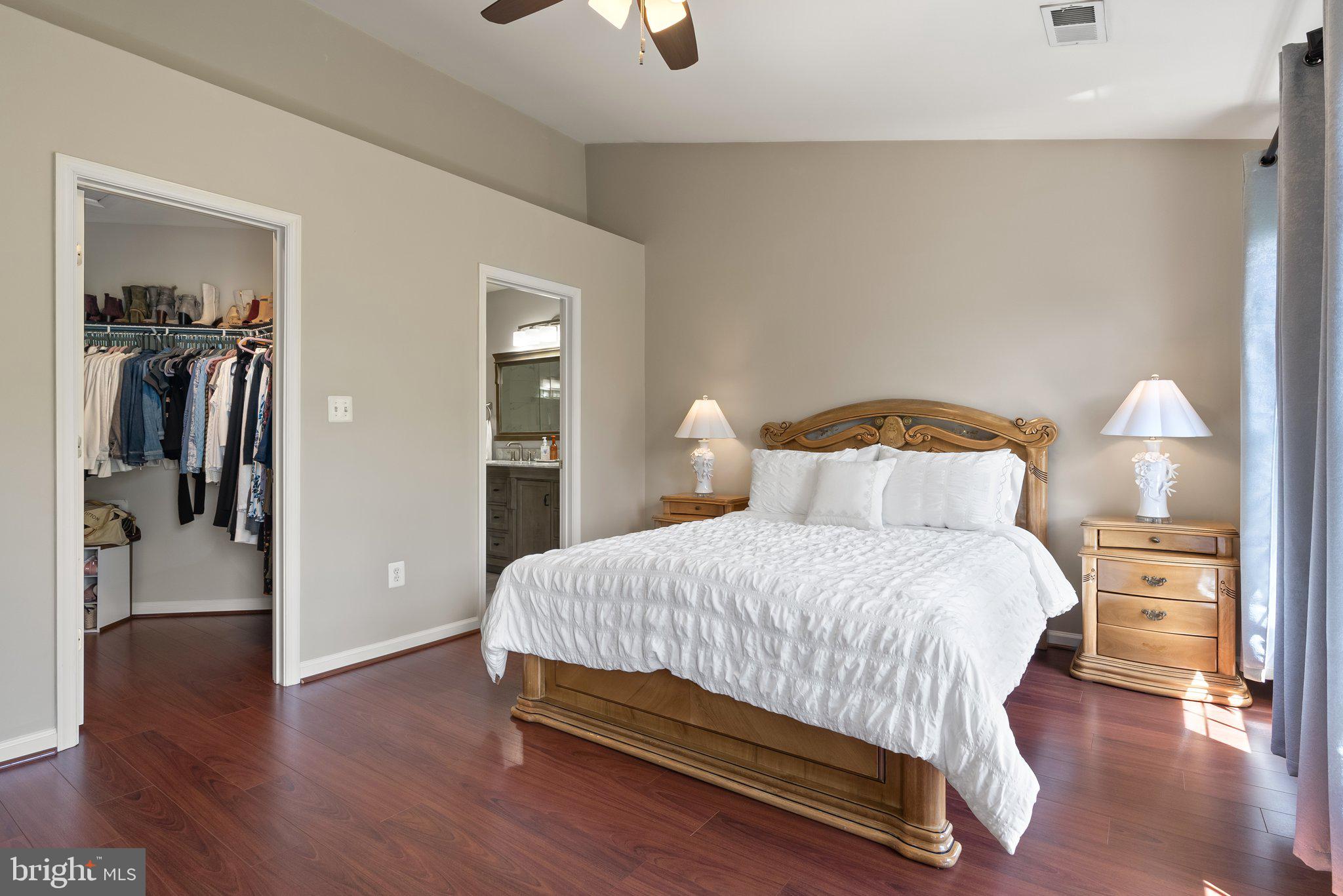 4463-B Beacon Grove Cir #702b