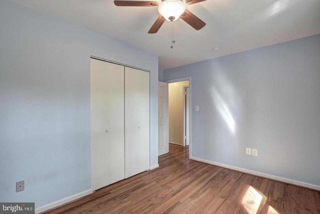 3147 BAYSWATER CT