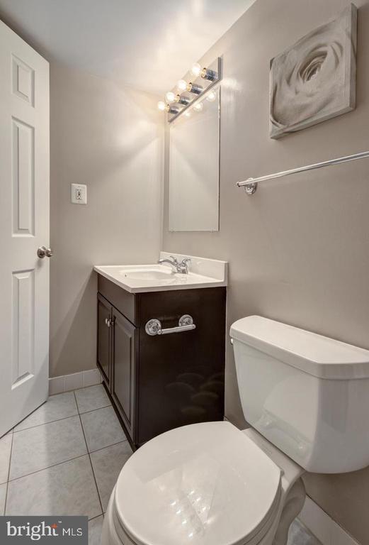 3147 BAYSWATER CT