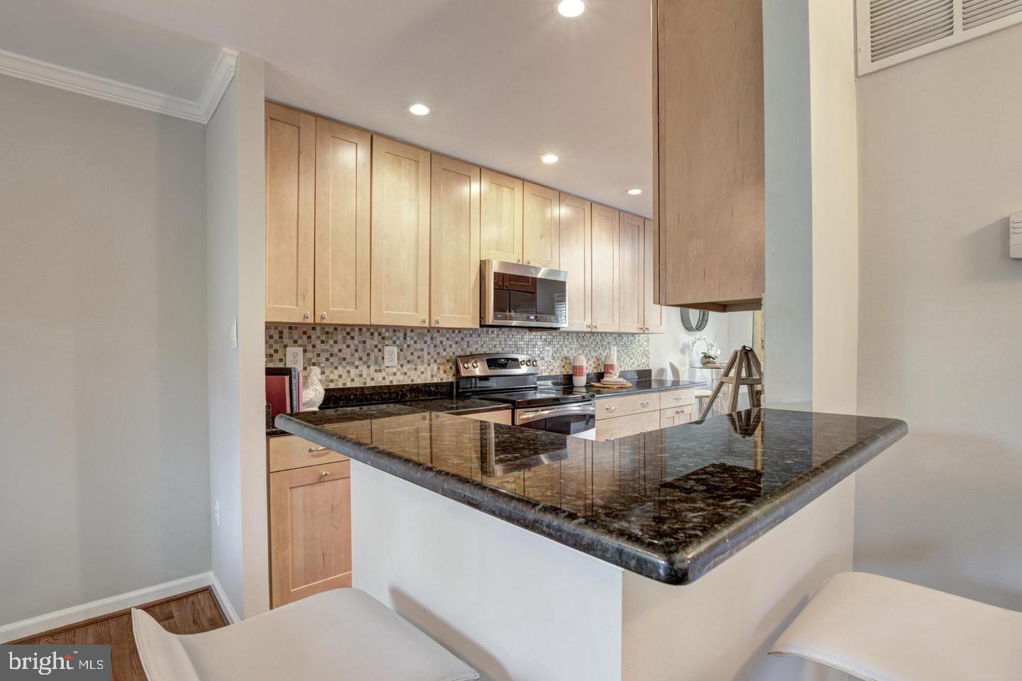 3147 BAYSWATER CT