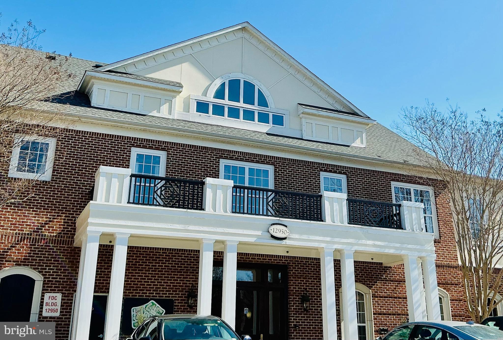 12937 CENTRE PARK CIR #203