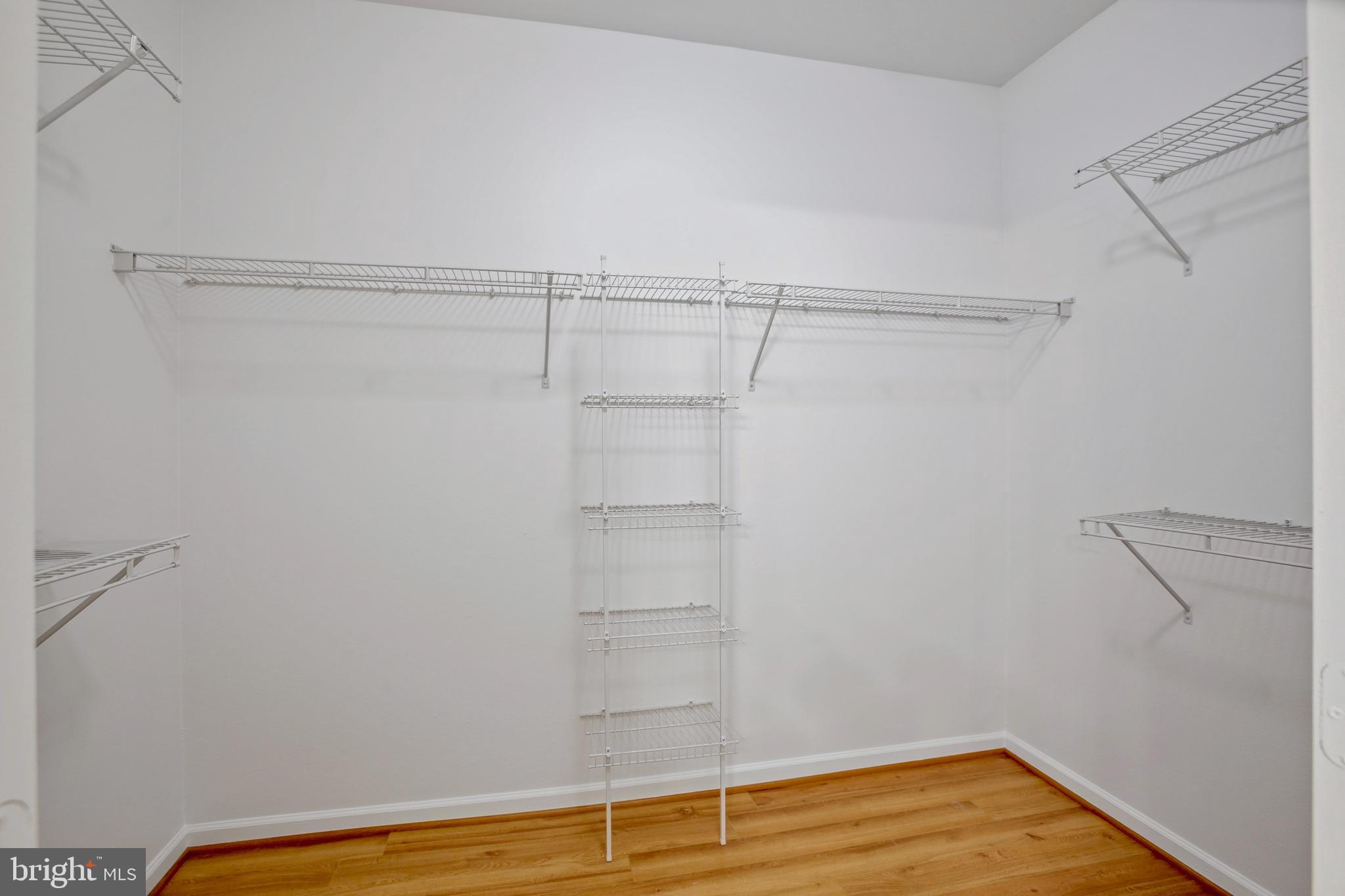 12937 CENTRE PARK CIR #203