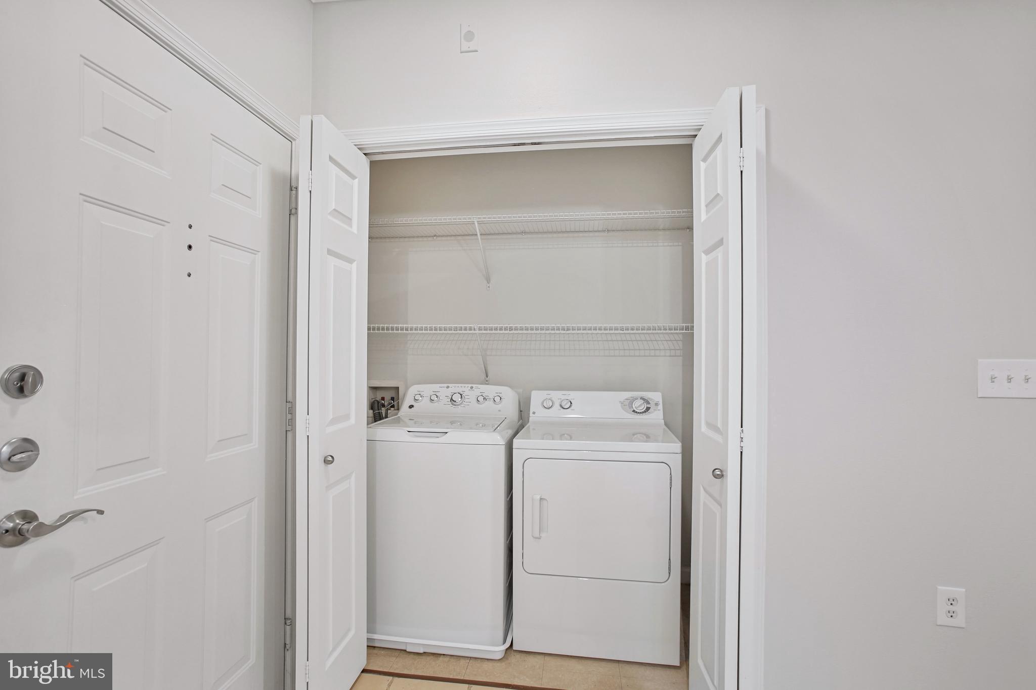 12937 CENTRE PARK CIR #203