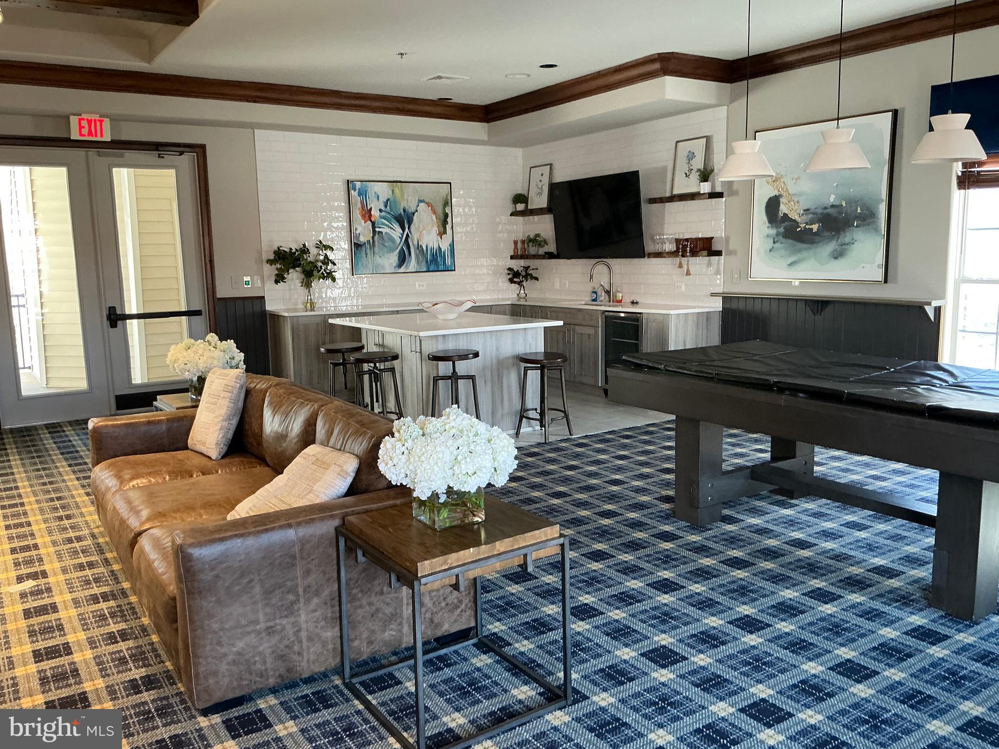 12937 CENTRE PARK CIR #203