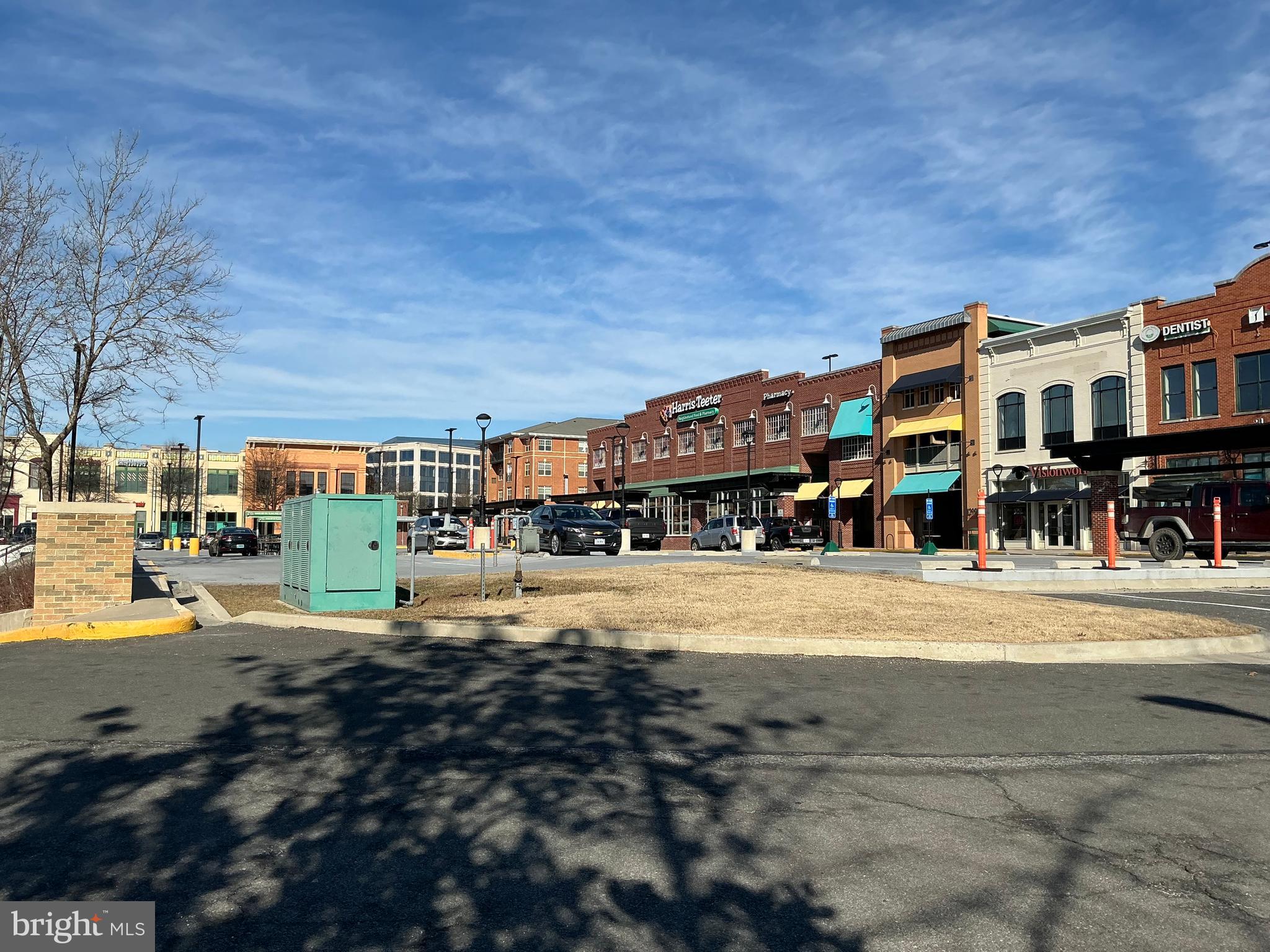 12937 CENTRE PARK CIR #203