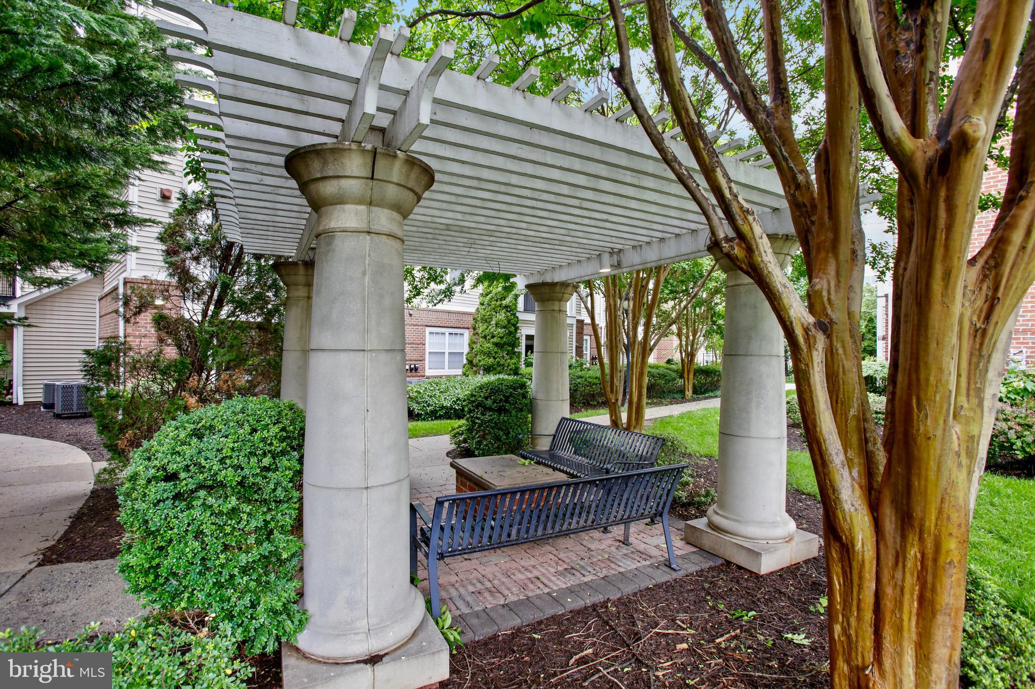 12937 CENTRE PARK CIR #203