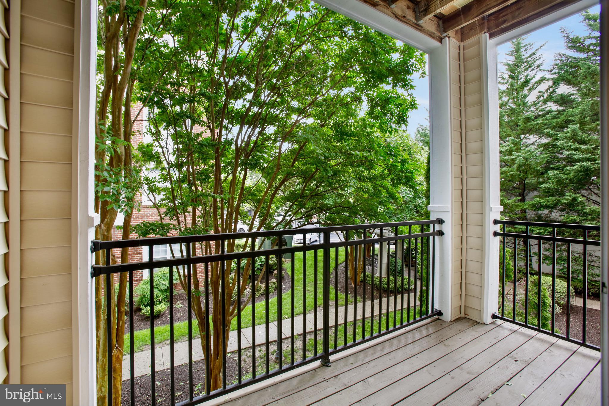 12937 CENTRE PARK CIR #203