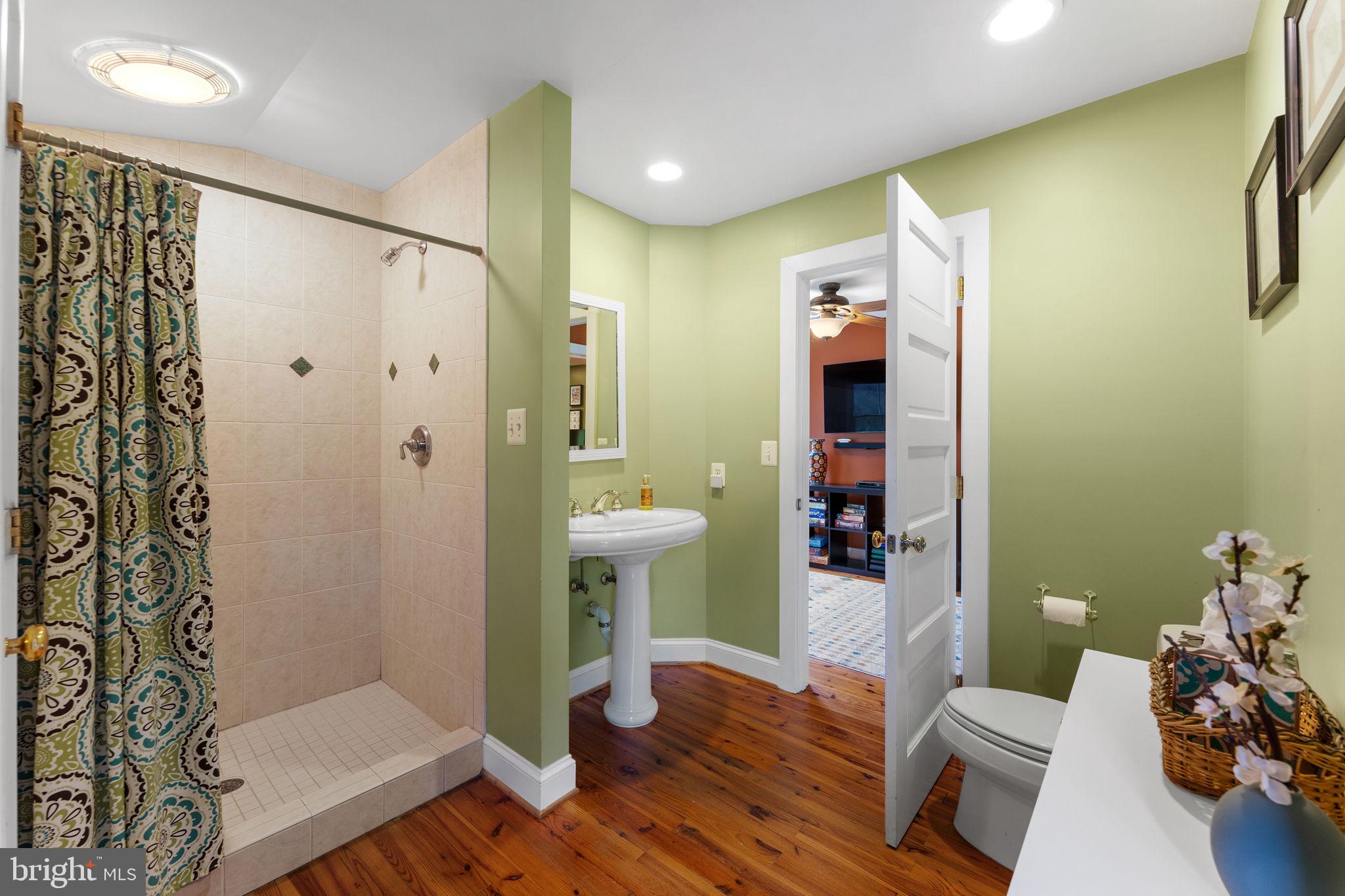 311 Beulah Rd NE