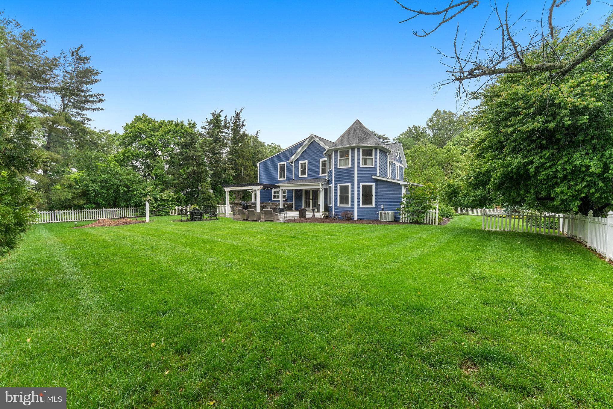 311 Beulah Rd NE