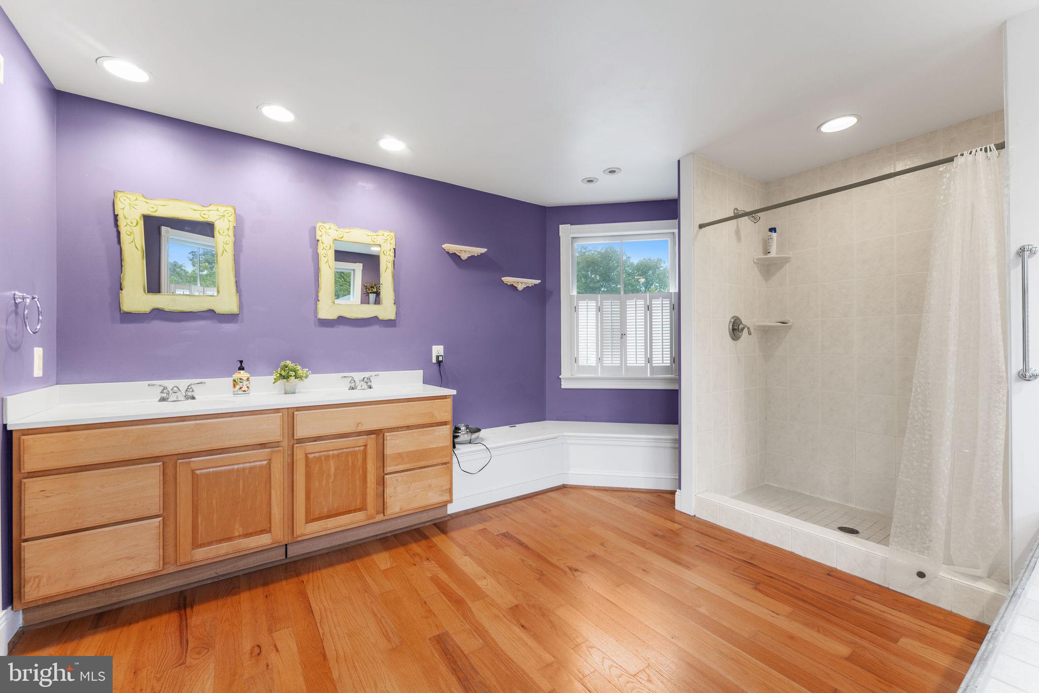 311 Beulah Rd NE