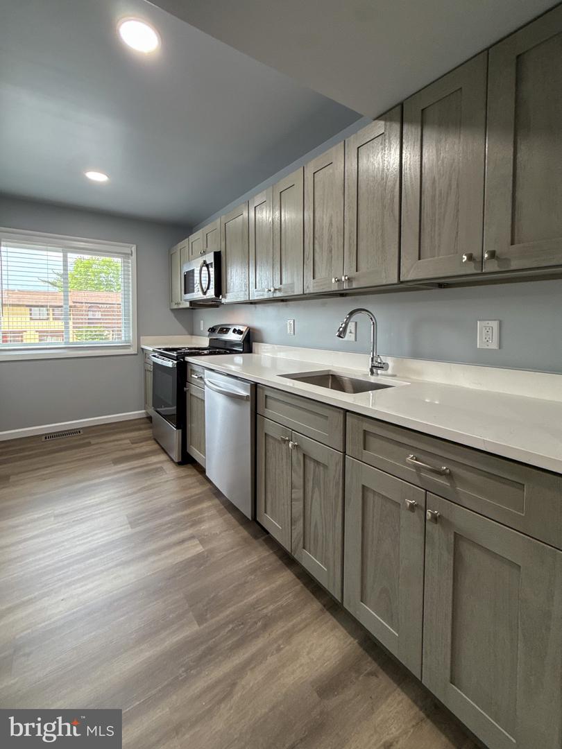 3036 Virginia Dare Ct