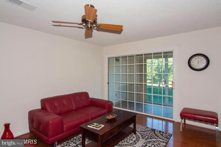 12104 GREEN LEAF CT #102