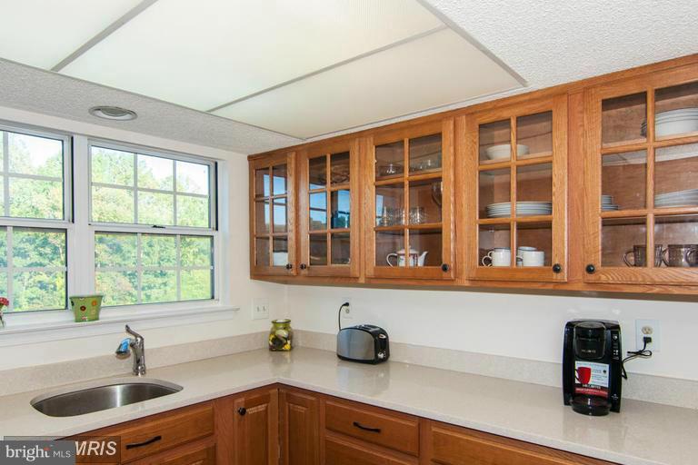 12104 GREEN LEAF CT #102