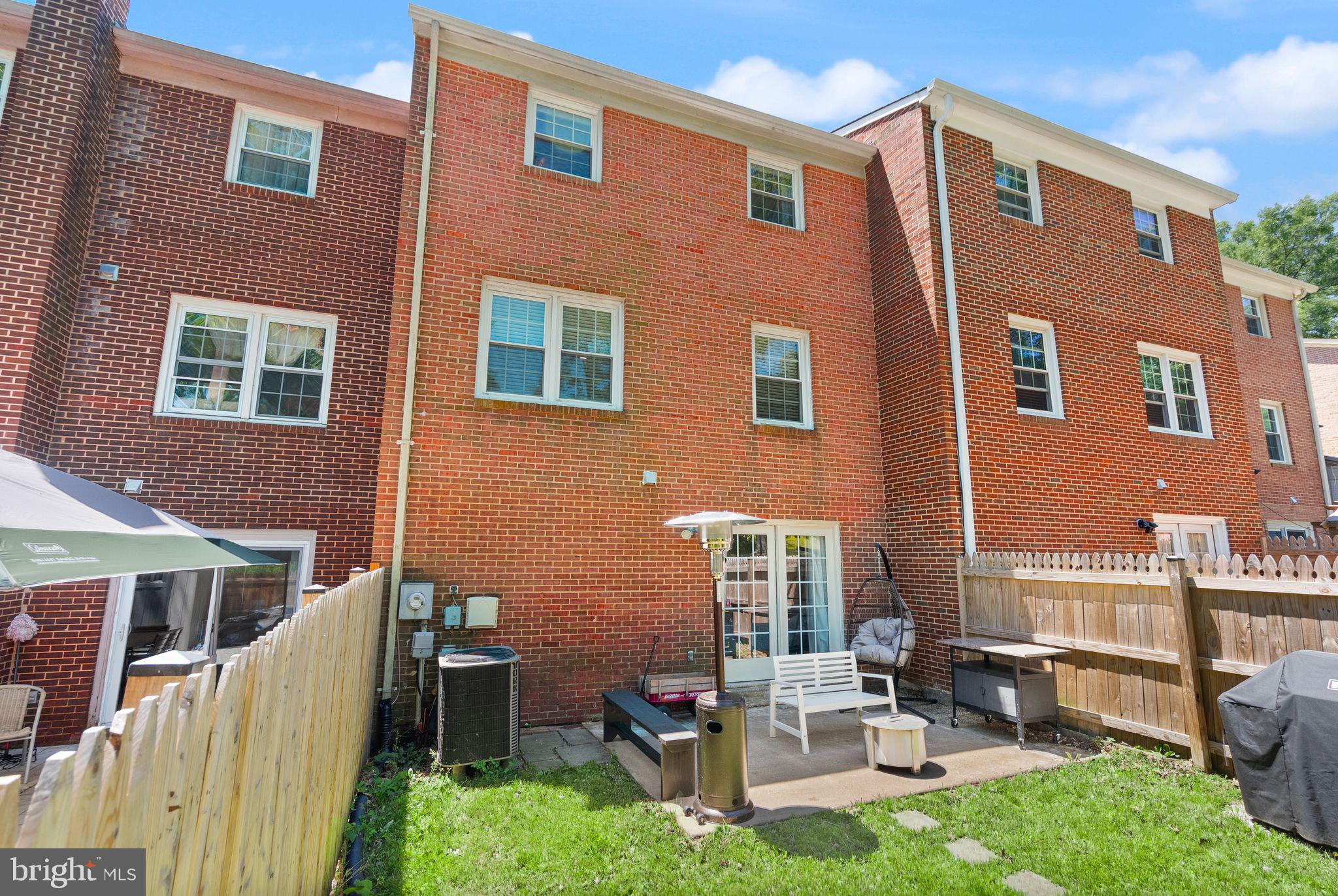 6883 Brian Michael Ct