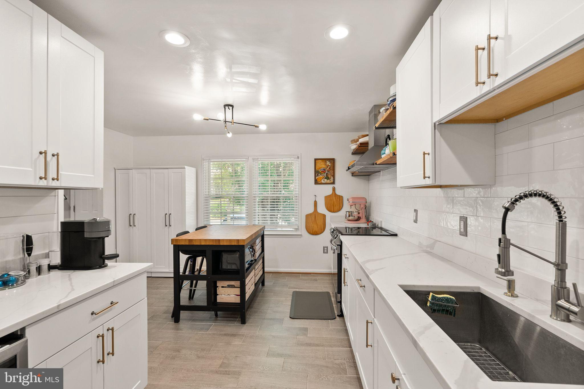6883 Brian Michael Ct