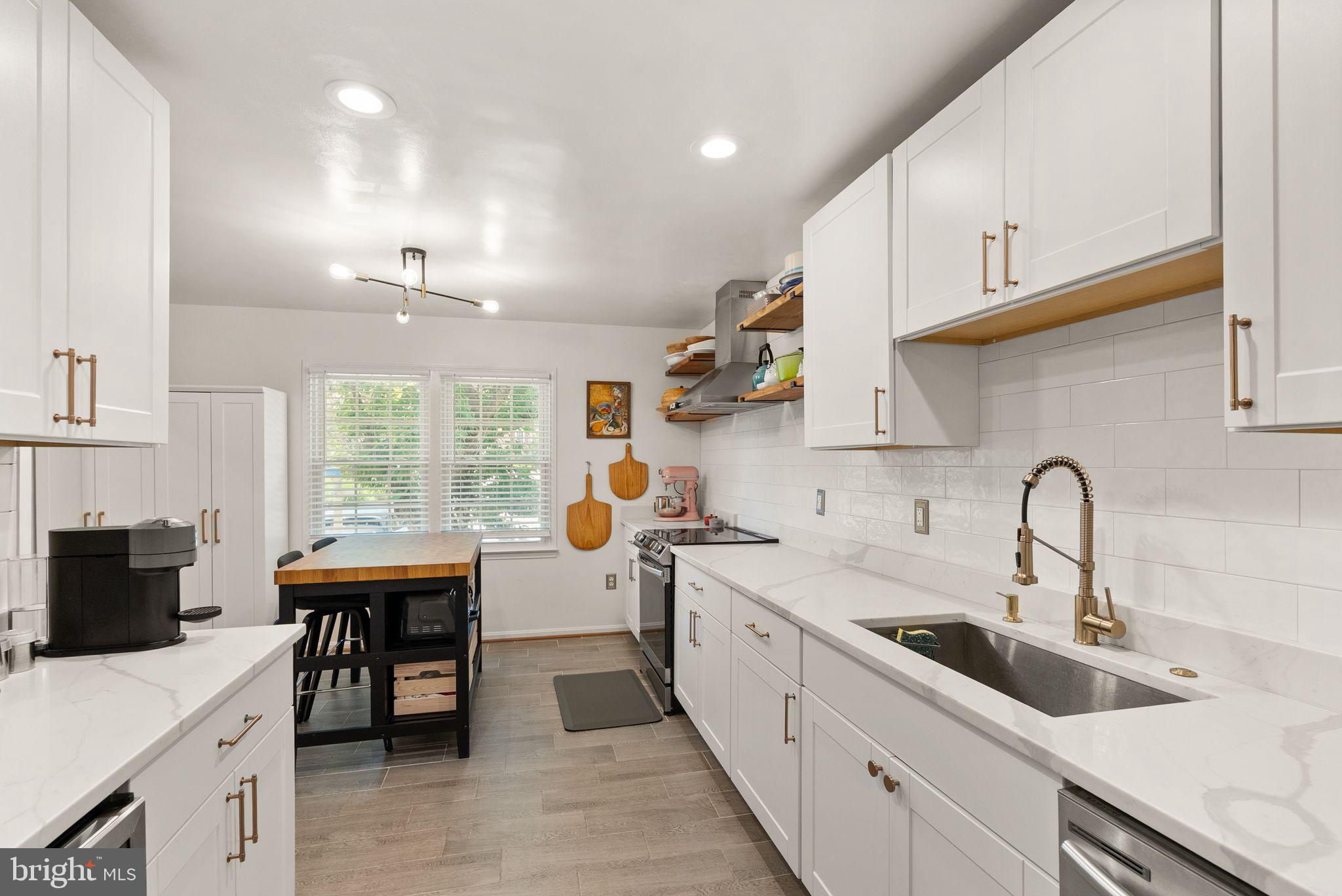 6883 Brian Michael Ct