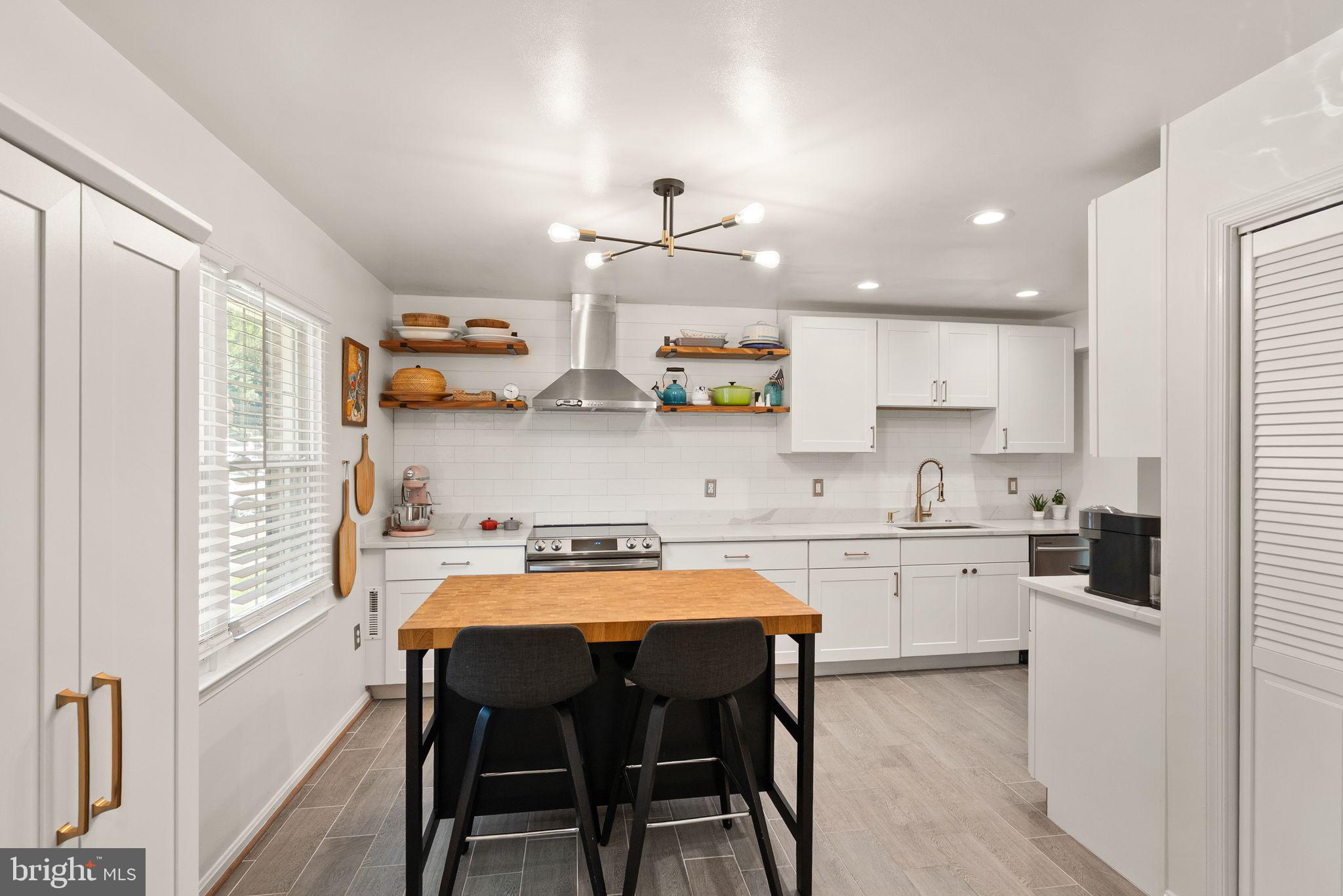 6883 Brian Michael Ct
