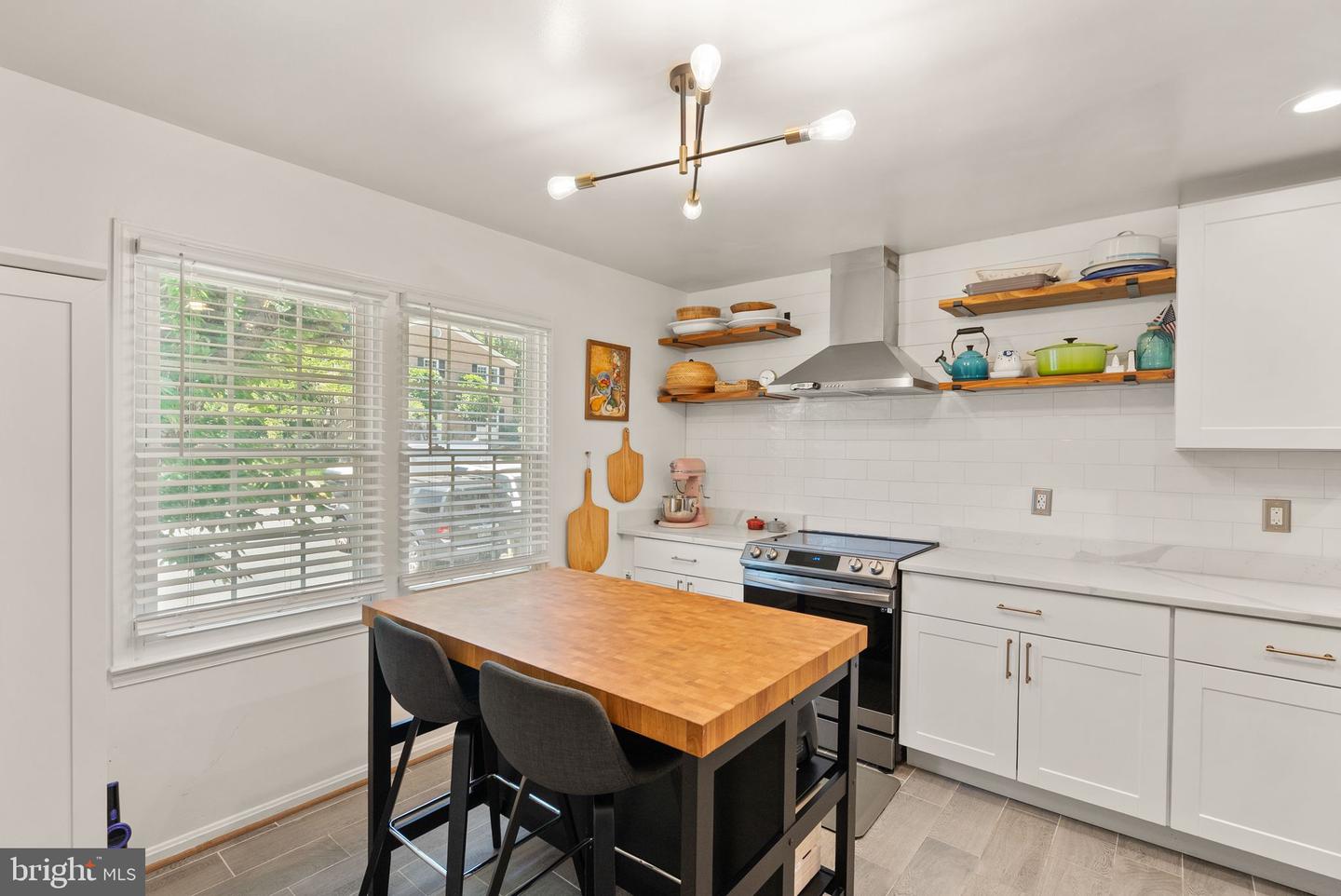 6883 Brian Michael Ct
