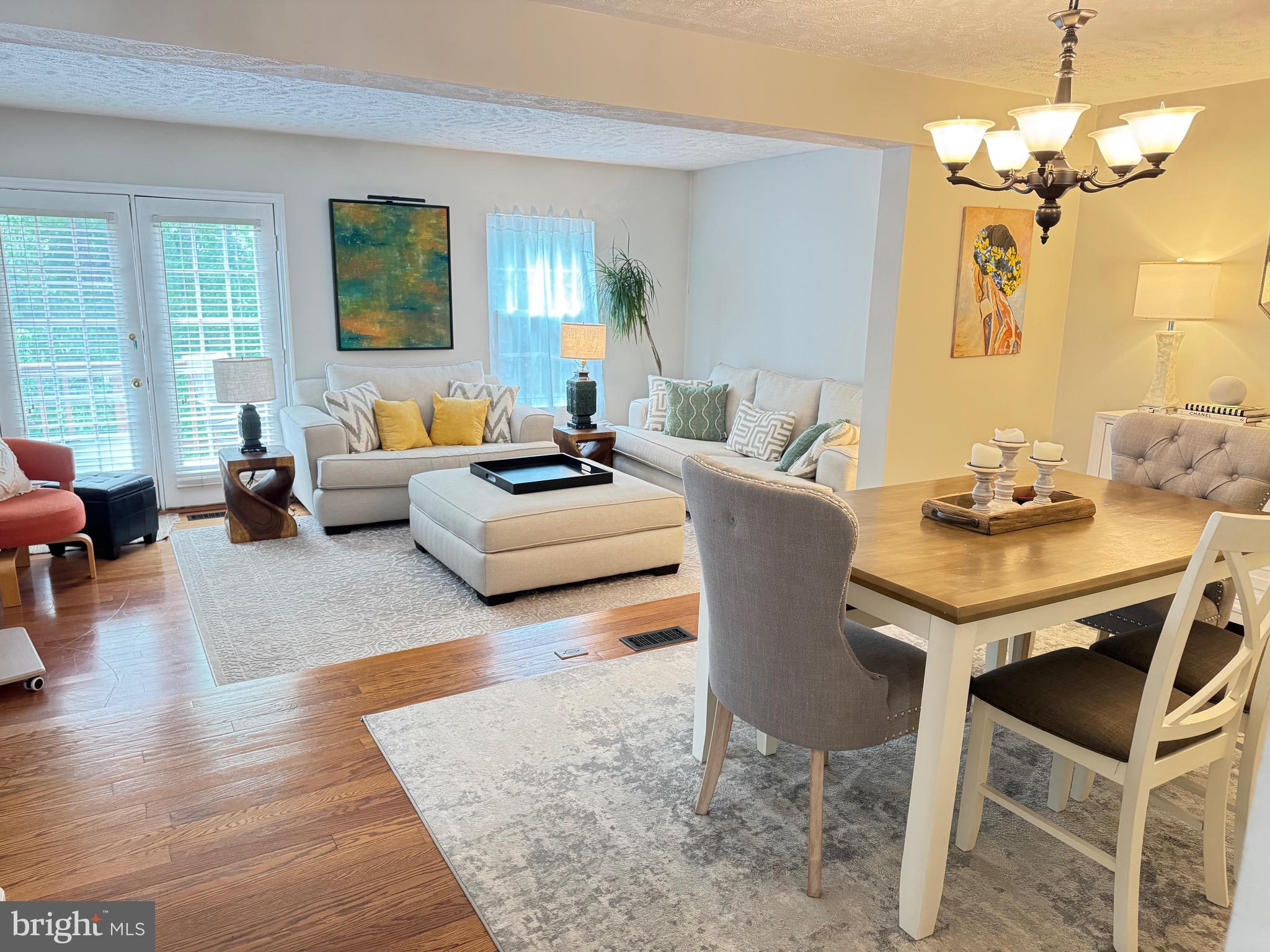 1549 AUTUMN RIDGE CIR