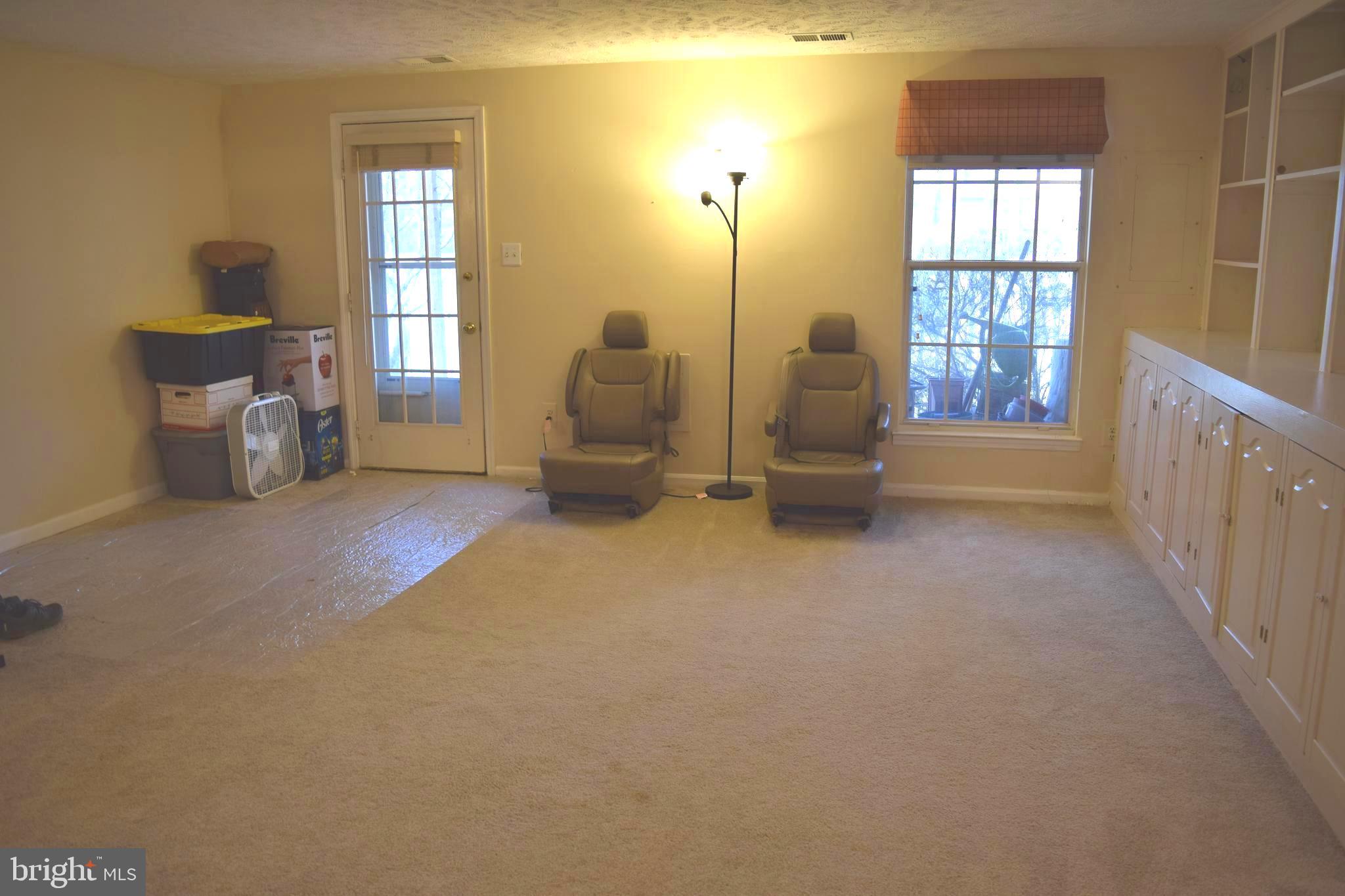 1549 AUTUMN RIDGE CIR