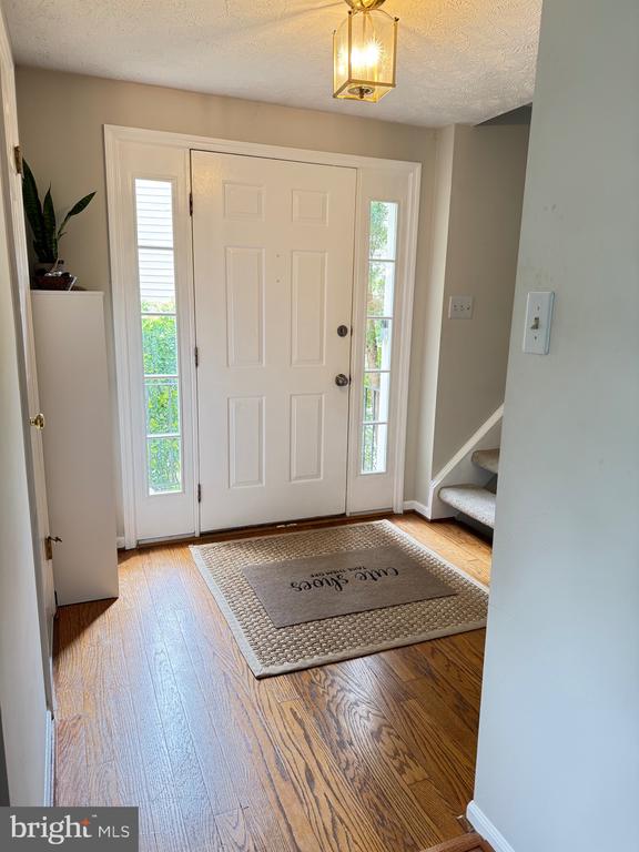 1549 AUTUMN RIDGE CIR