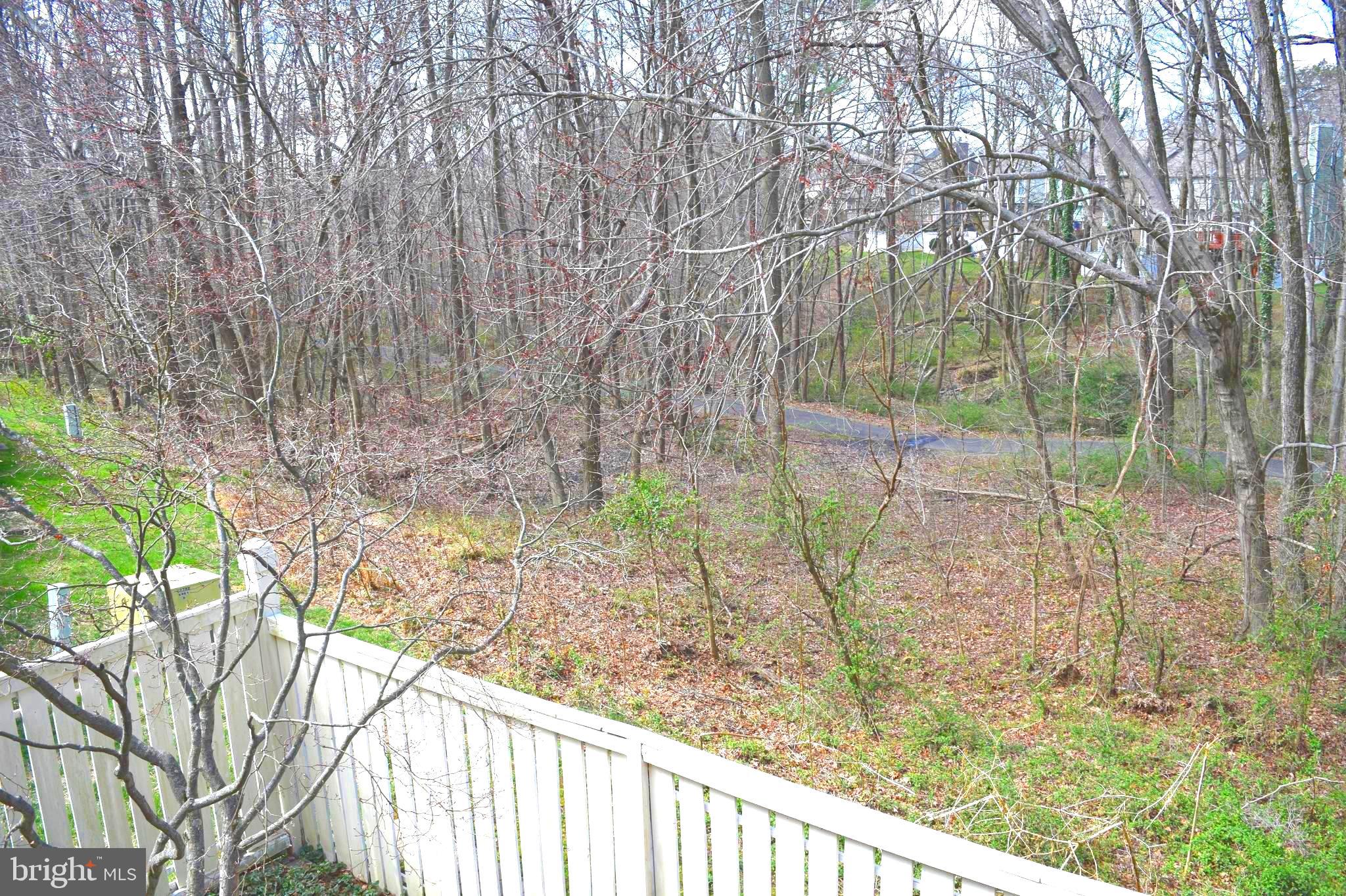 1549 AUTUMN RIDGE CIR