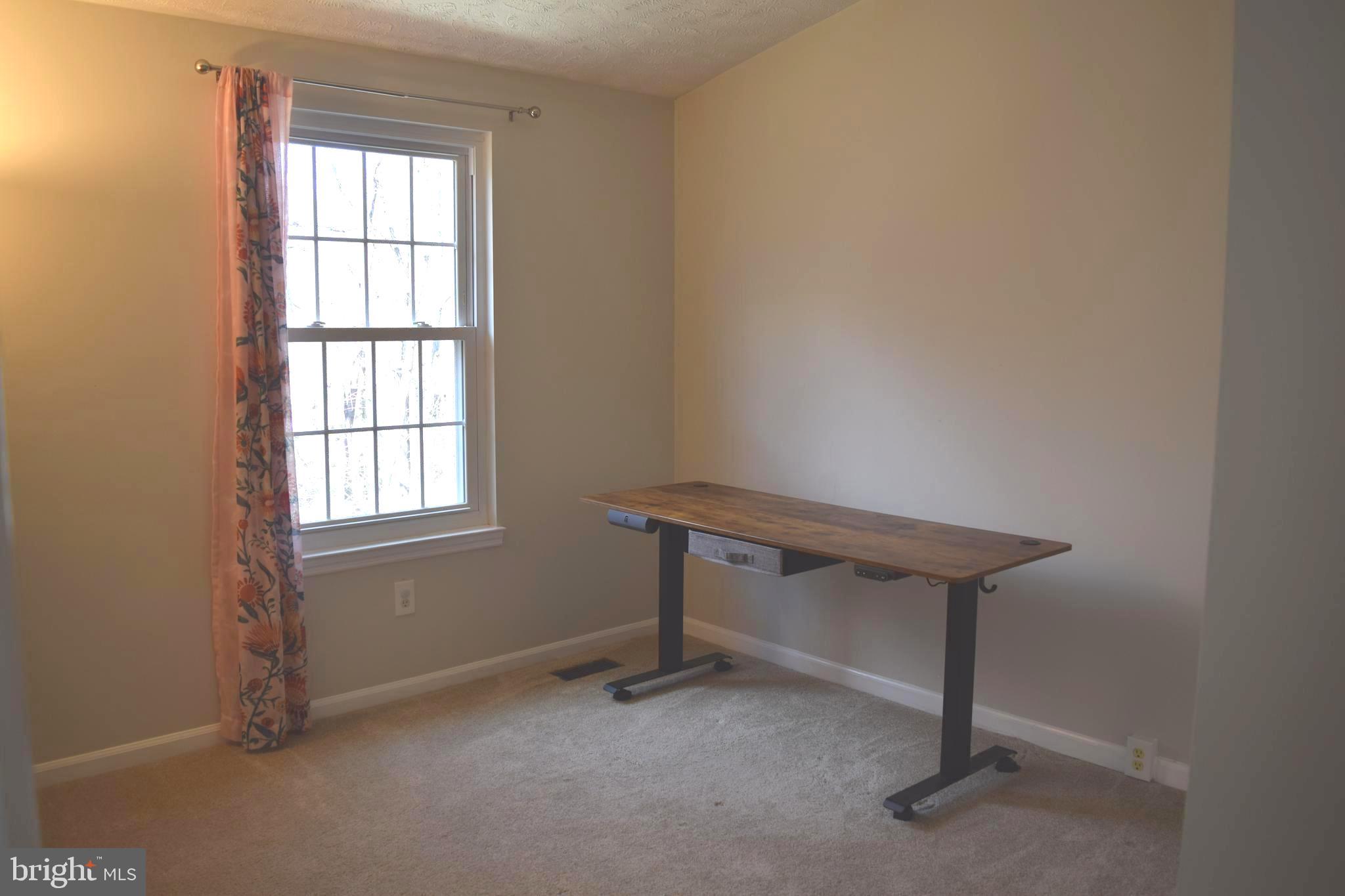 1549 AUTUMN RIDGE CIR